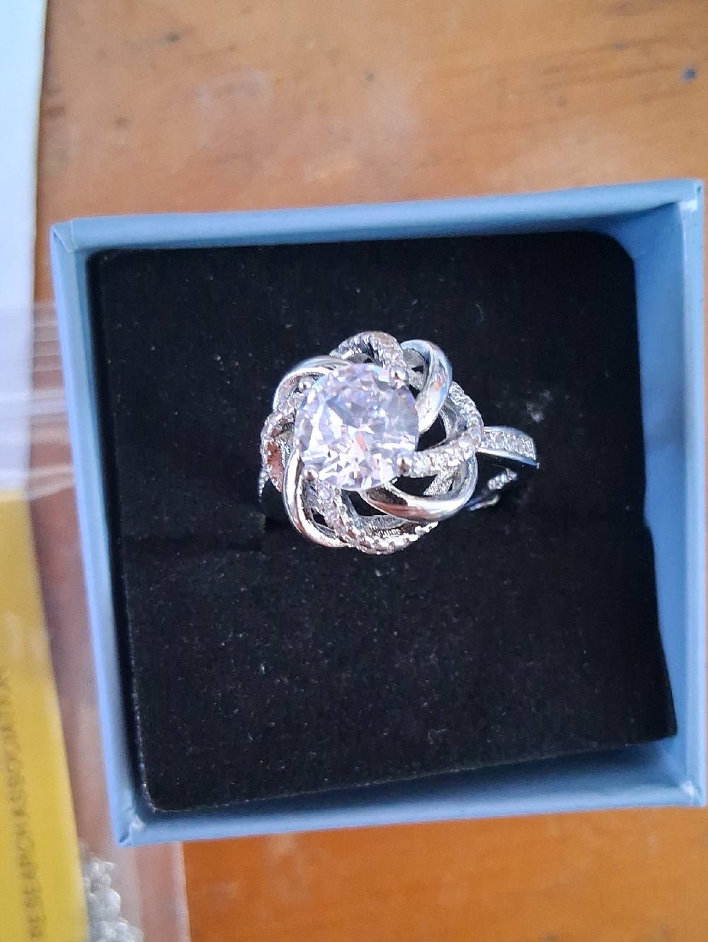 Silver-Tone Crystal Flower Statement Ring - Ajustable 56789.  NWT
